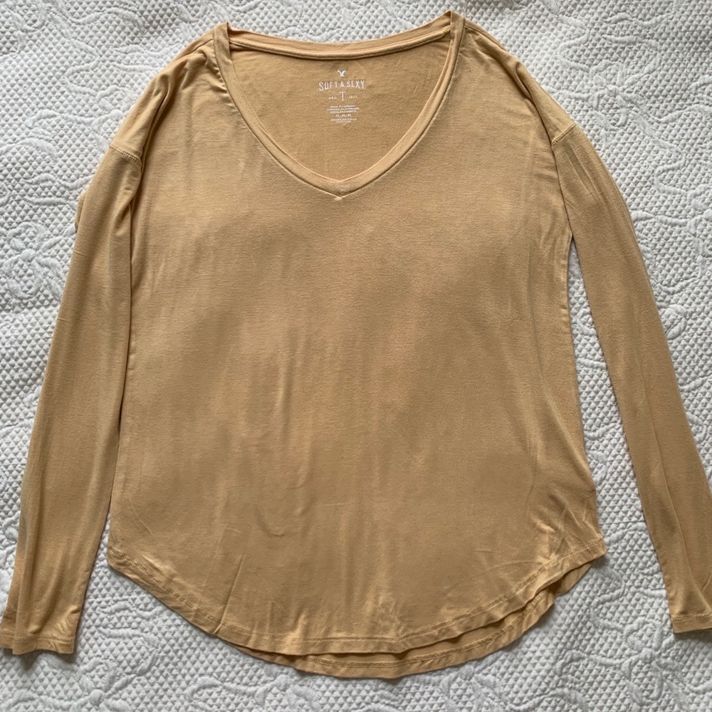 American Eagle Long Sleeve Tee